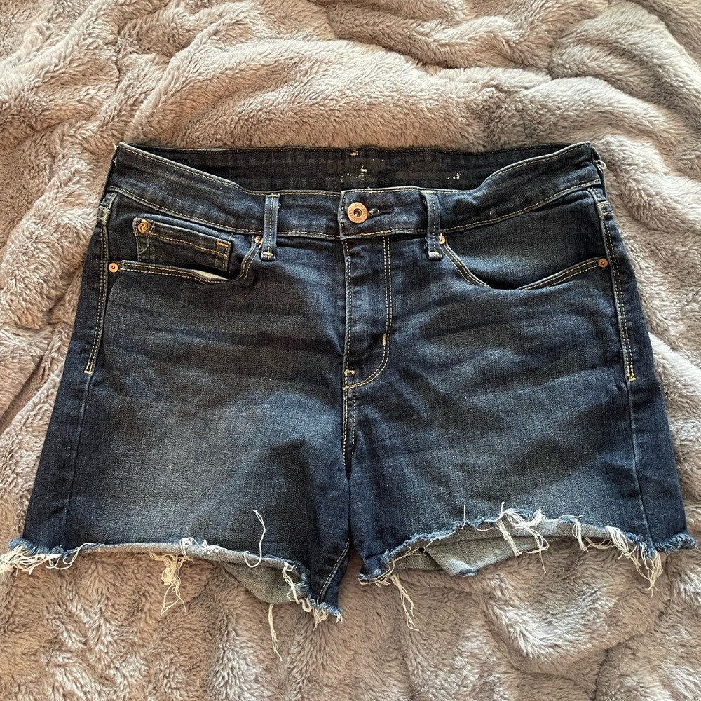 Levi’s Denizen Jean shorts size 10